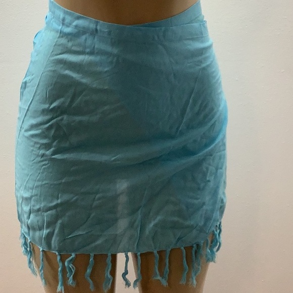 Zuliana Size Small 100% Rayon Sarong with Fringes. Made in USA. - Picture 1 of 4
